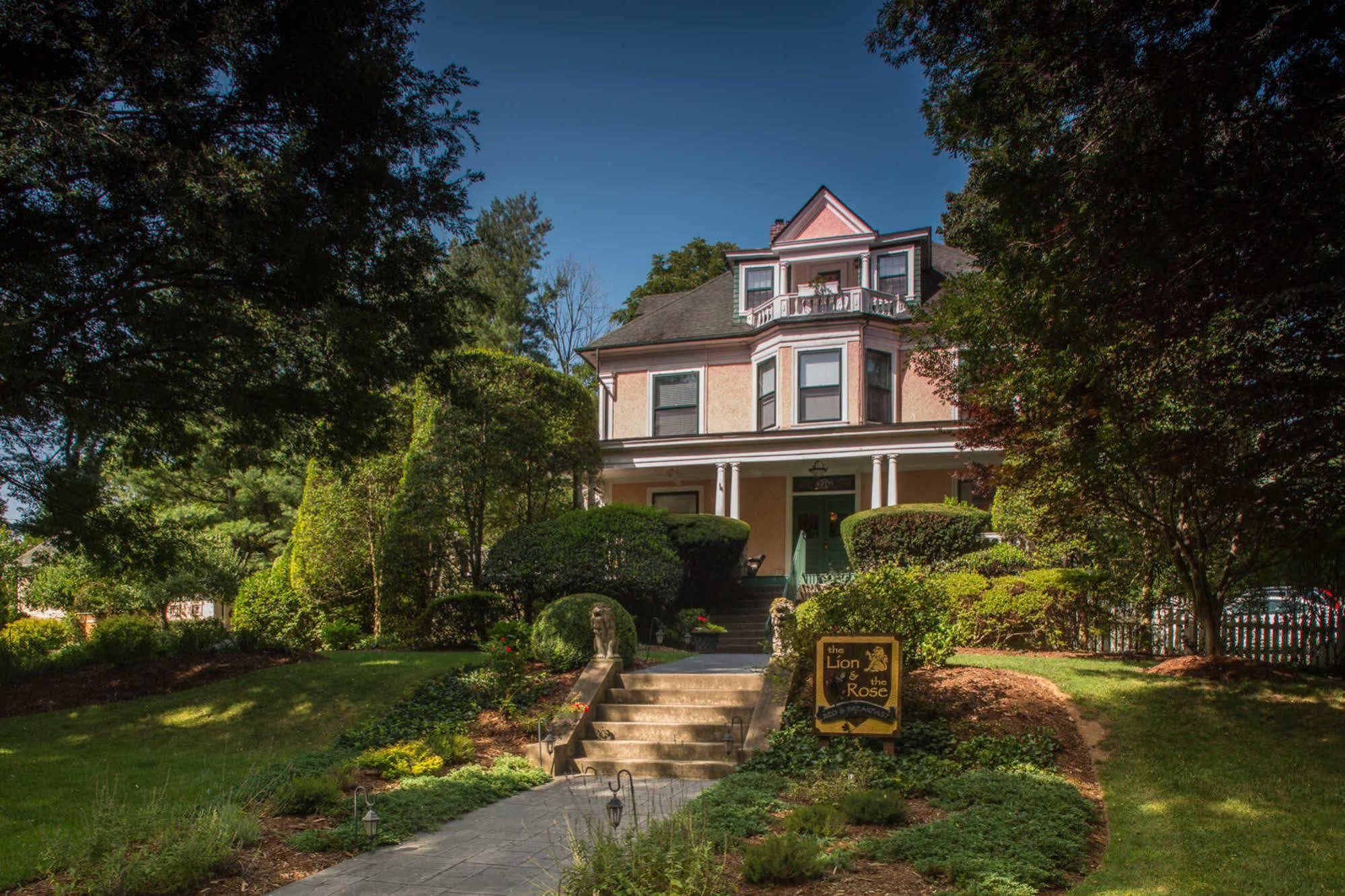 The Lion And The Rose Bed & Breakfast Asheville